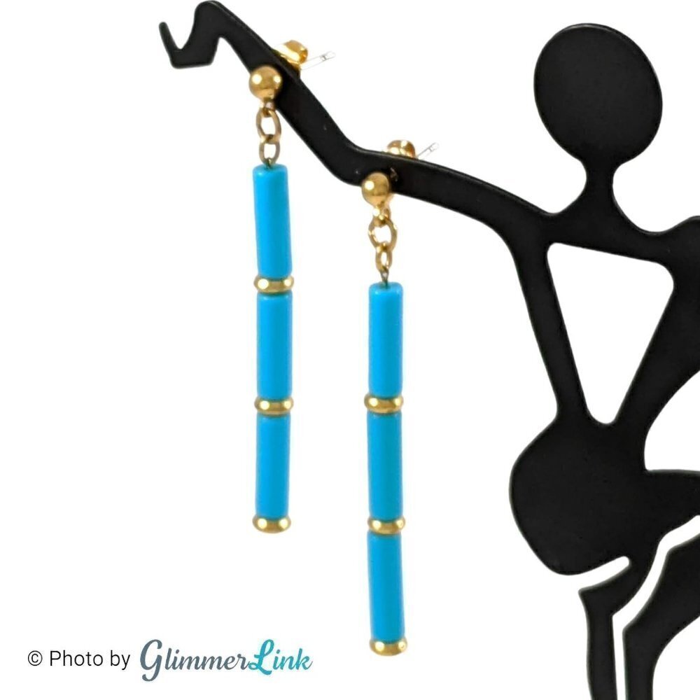 Vintage 1980s Avon Color Play Tiered  Light Blue & Gold Tone Pierced Earrings